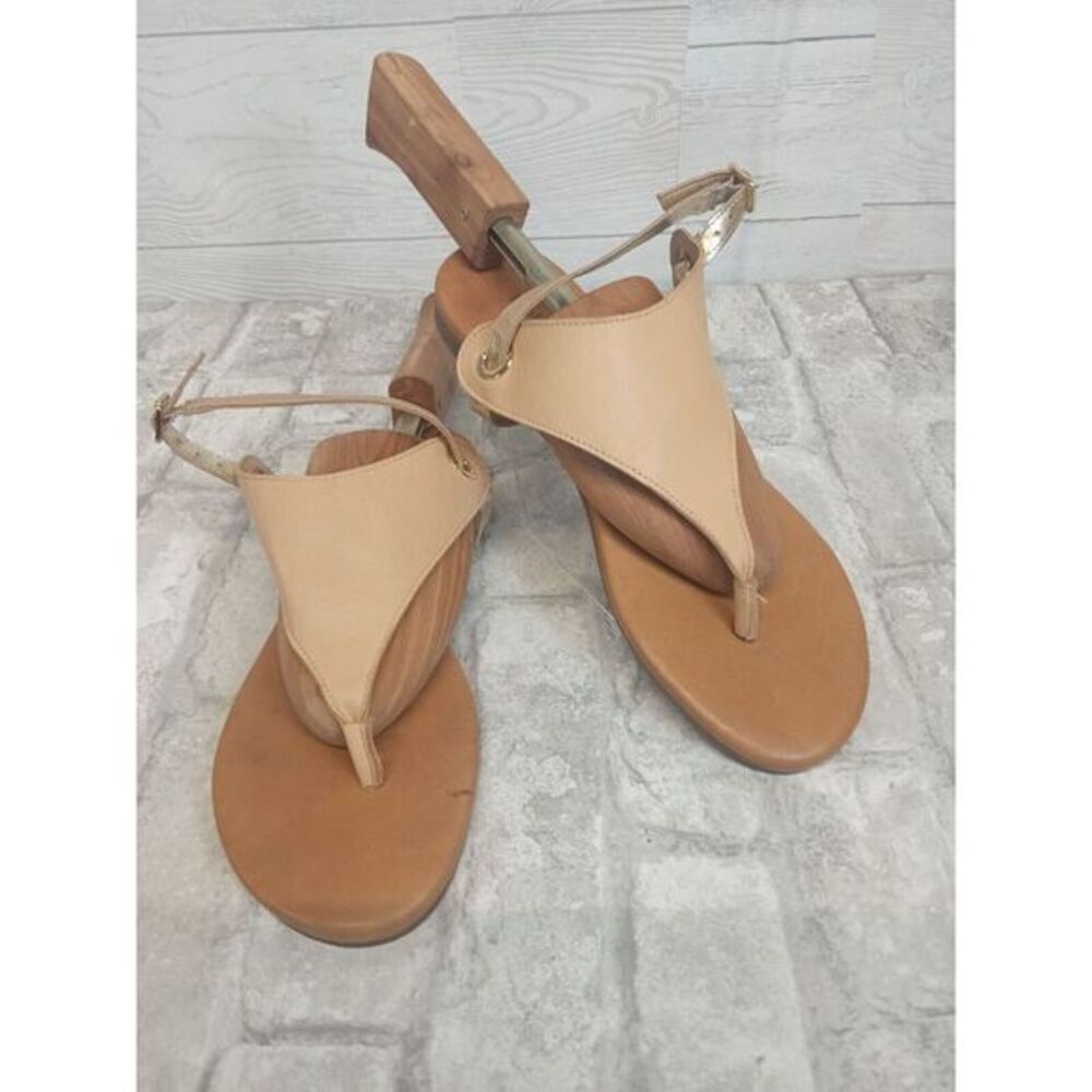 Sophia Milano Women's NWT Tan Leather T Strap Sandals